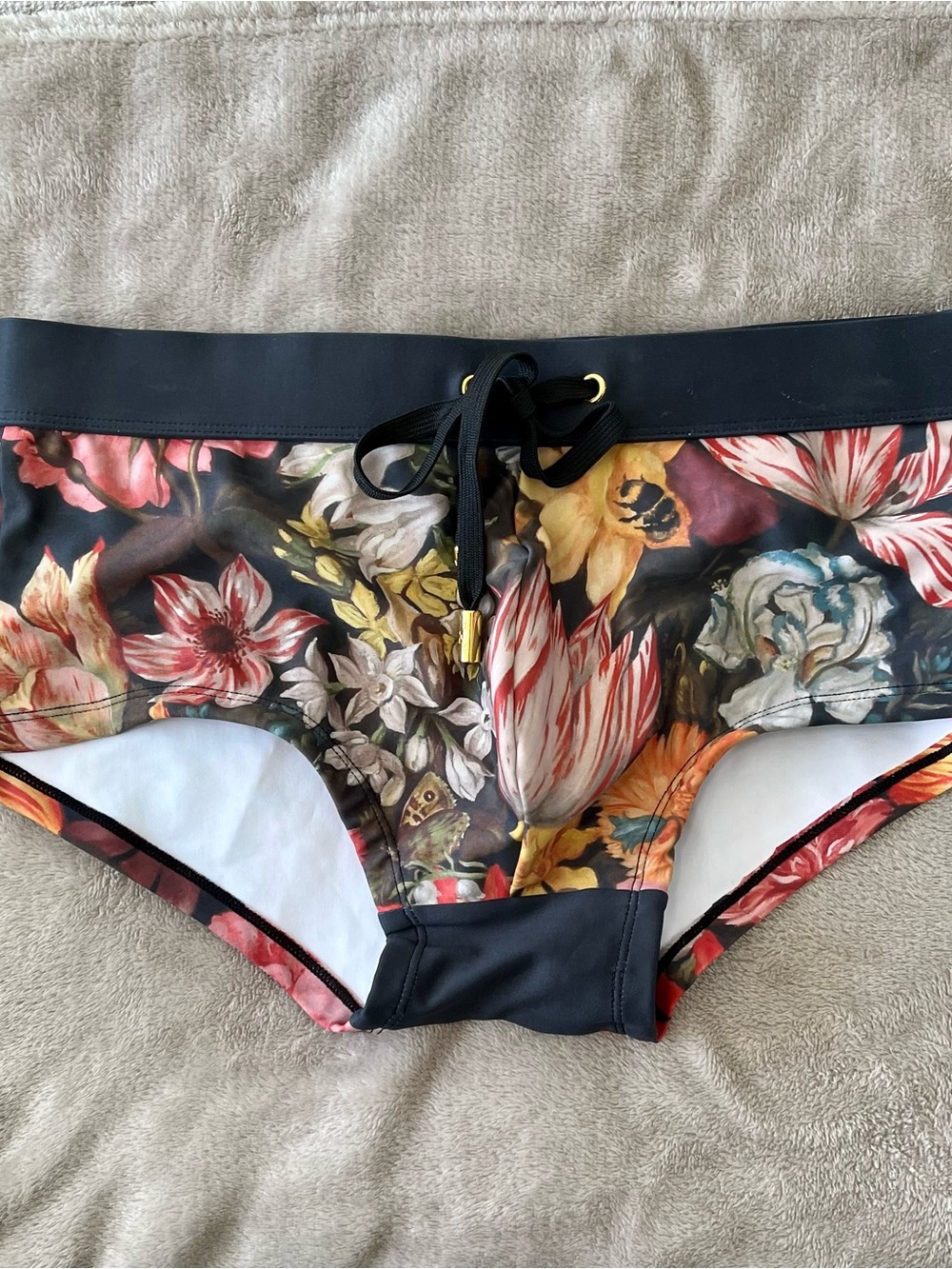 Men's Floral Swim Trunks from Skull & Bones, medium, NWOT - Picture 3 of 5